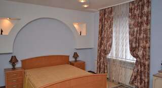 Гостиница Sarmat Вешенская Улучшенный номер с кроватью размера "queen-size"-1